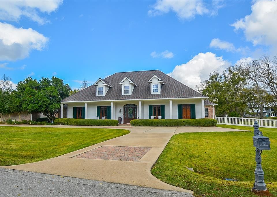 1st image of 5206 Cypress Green Ln