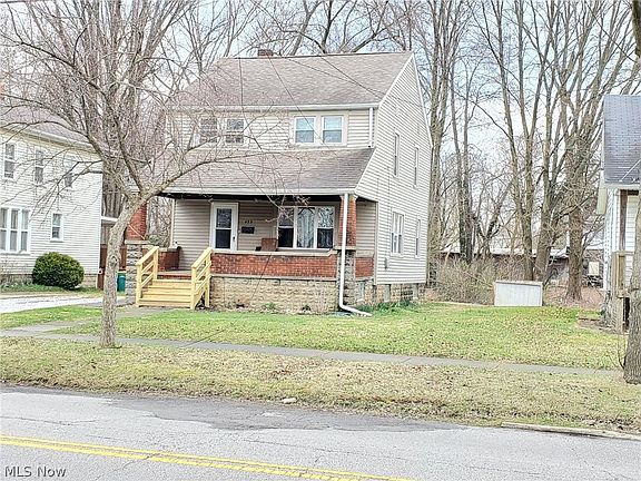 3rd image of 423 N Broadway #534