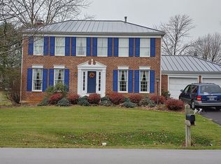 19711 Portsmouth Dr, Hagerstown, MD 21742