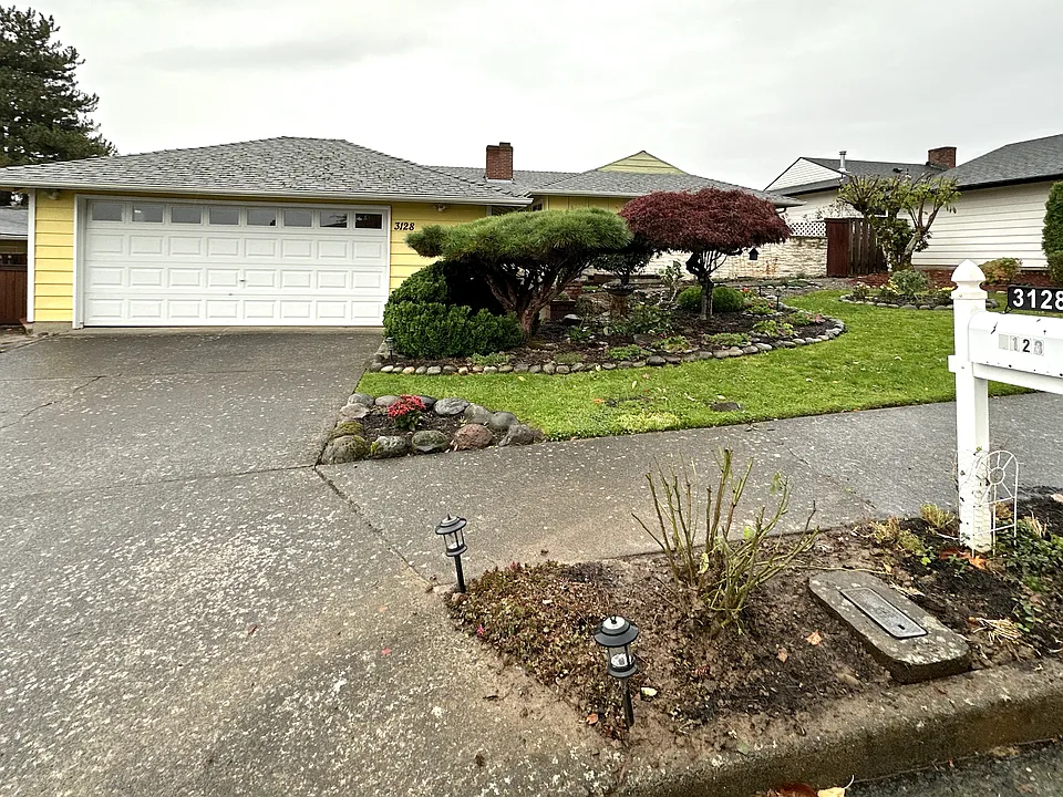 3128 NE 140th Ave