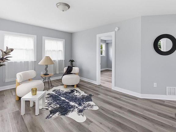 4th image of 8416 W Bluemound ROAD