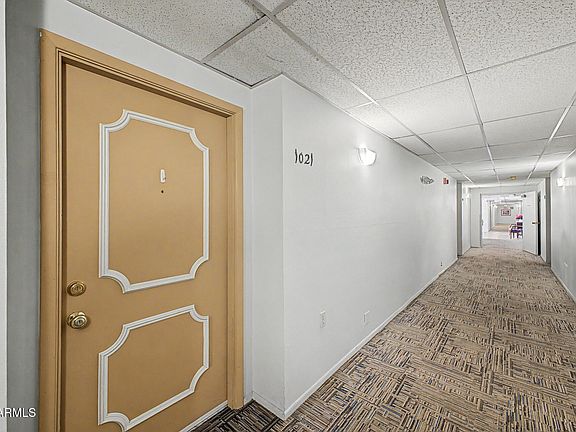 3rd image of 3033 E DEVONSHIRE Avenue #1021