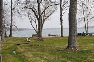 2nd image of 21665 Shiawassee Dr