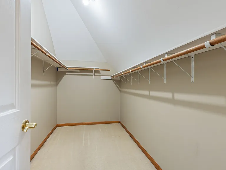 1018 Stockton Ct — Photo 28