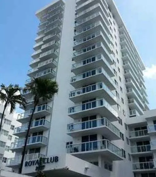 2457 Collins Ave #408 — Photo 12