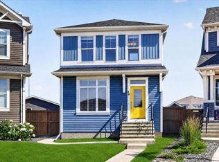 24 N Auburn Meadows Grn SE, Calgary, AB T3M 2H9