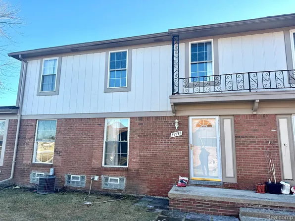 35537 Turner Dr, Sterling Heights, MI 48312