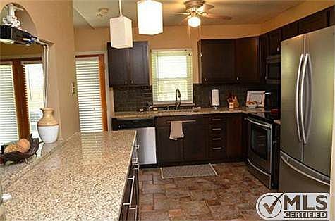 4th image of 1433 Pioneer Ln