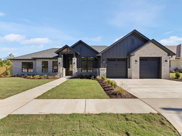 5600 Osprey Pl, Longview, TX 75605