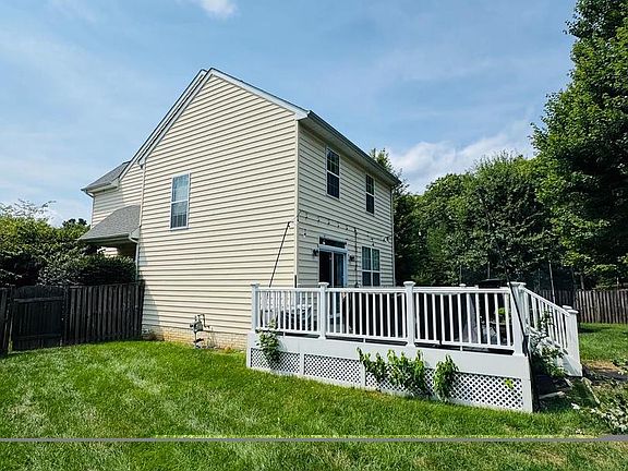 5th image of 6092 Omega Ln