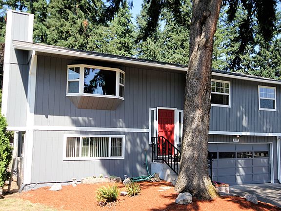 2nd image of 4702 NE 136th Ave