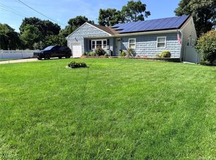 35 Ranch Drive, Shirley, NY 11967