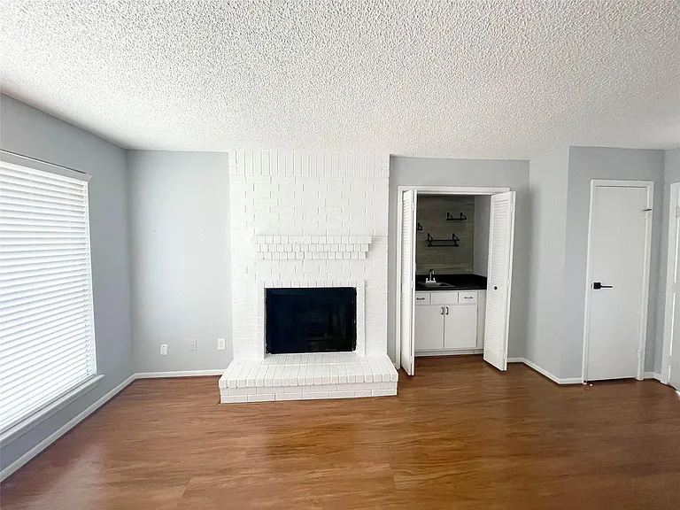 1900 Bay Area Blvd #102 — Photo 6