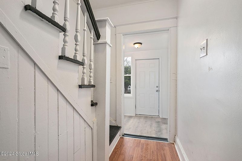 5th image of 1118 Cutler Street