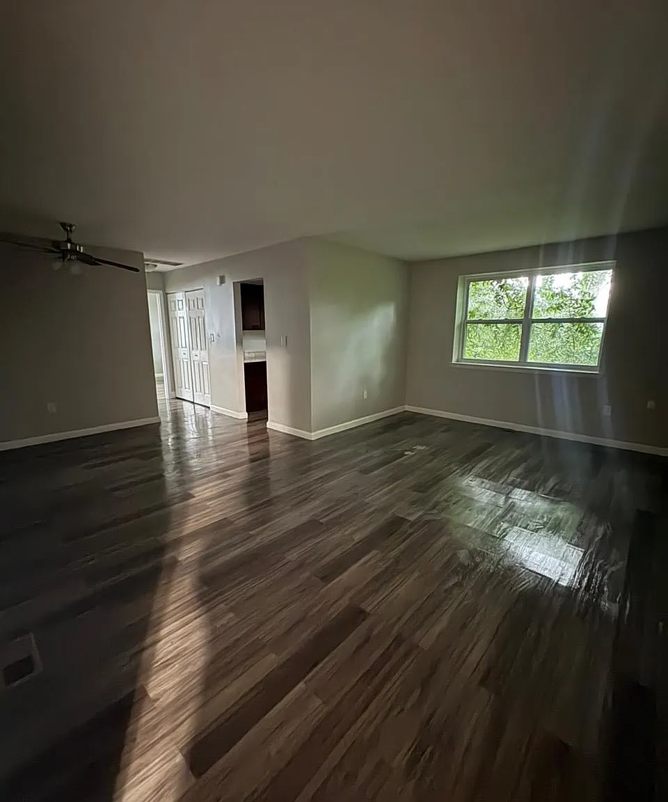 1 bed, $1,100 — Photo 1