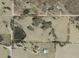 S Fox Ln, Columbia, MO 65201