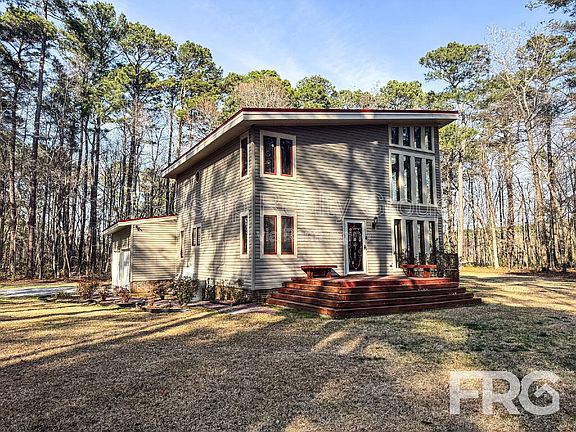 2nd image of 1228 Forest Acres Dr