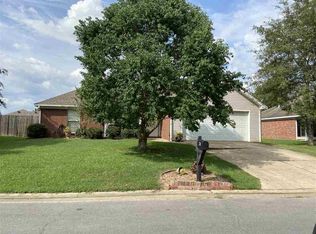 221 Crosscreek Dr, Brandon, MS 39047