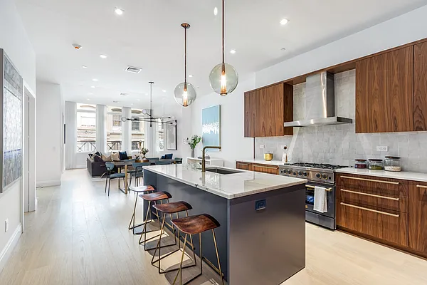 Rented by Compass | media 33