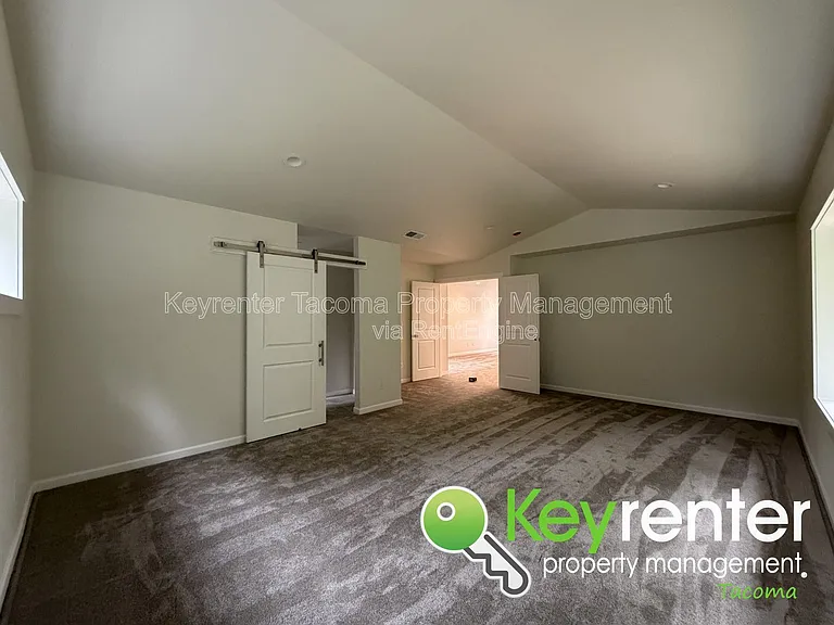 16517 48th St NW — Photo 23