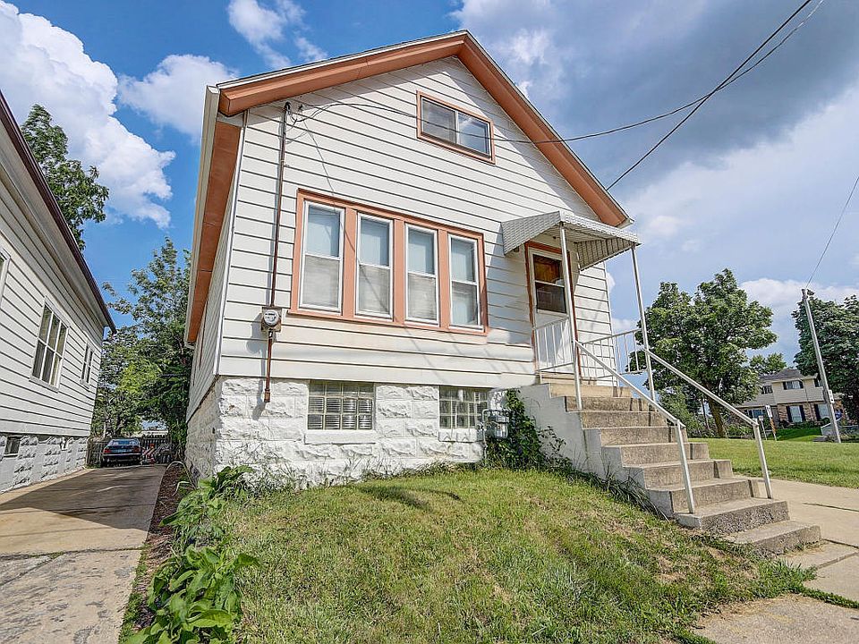 2nd image of 2068 S 5th Pl