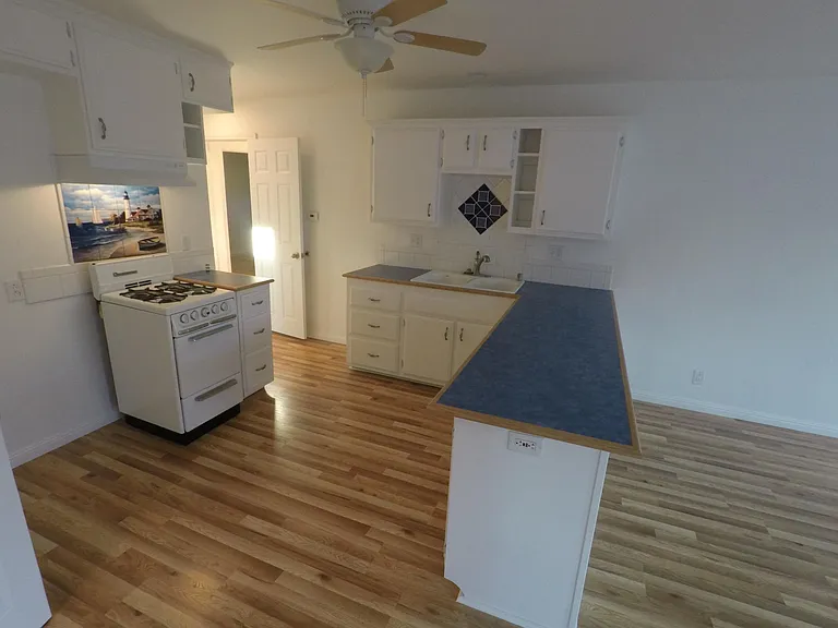 901 Roswell Ave #A — Photo 2
