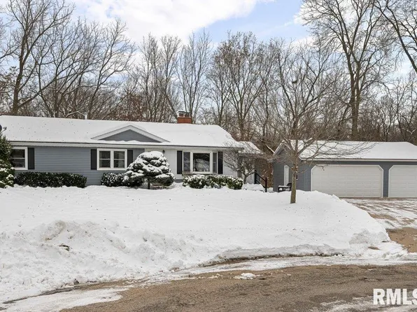 107 Orchard Ct, Silvis, IL 61282