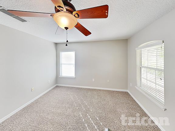 5th image of 1513 Lancashire Way