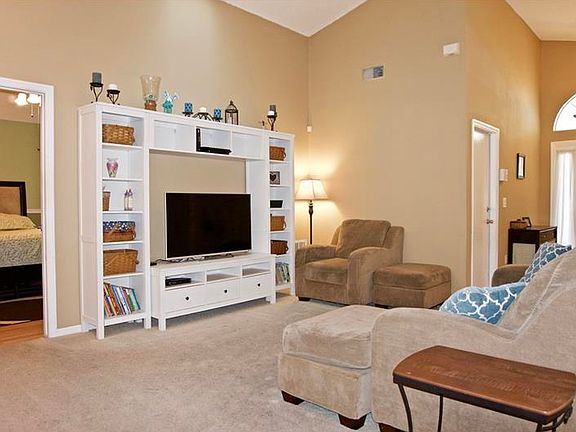 4th image of 13456 Fordwell Dr