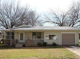 225 Cedar St, Hurst, TX 76053
