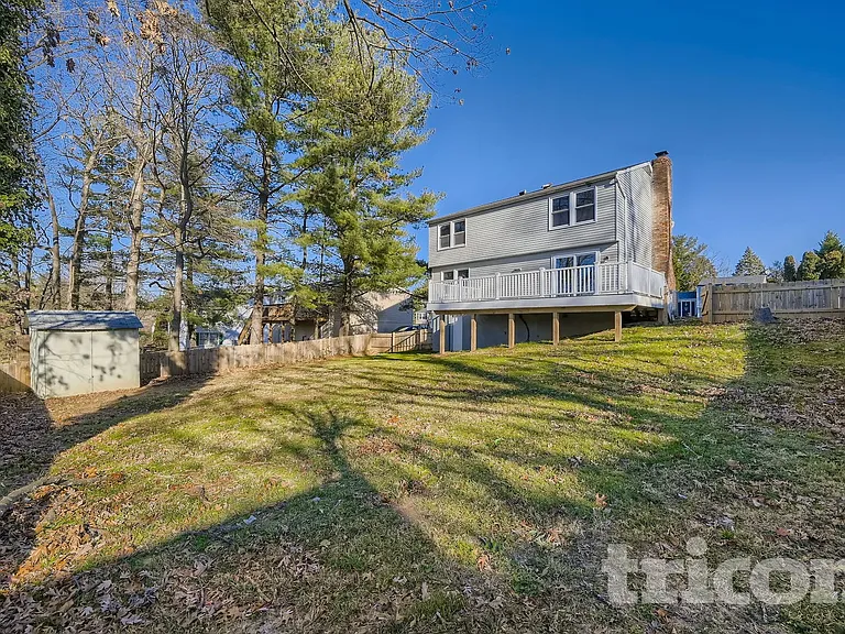 7 Randolph Springs Ct — Photo 17