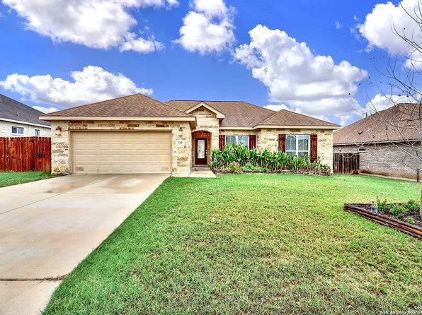 145 N 1ST ST, Floresville, TX 78114