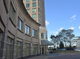 18 Lee Centre Dr #903, Toronto, ON M1H 3H5