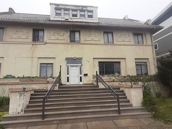 5th image of 116A Lindell Blvd #A