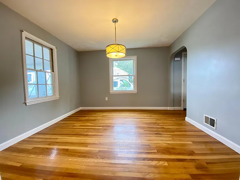 183 Granite Ave — Photo 4