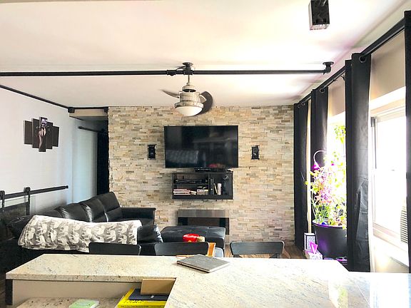 3rd image of 4980 N Marine Dr APT 1232