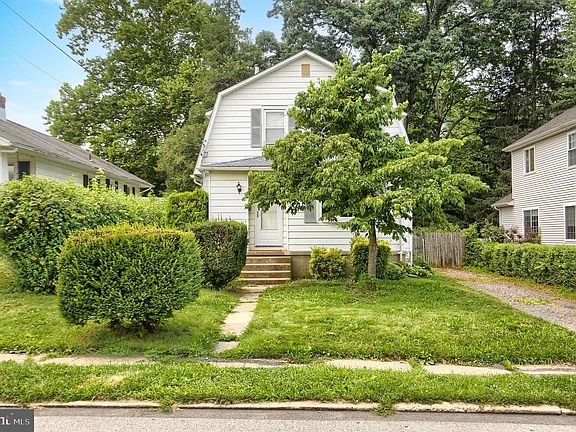 2nd image of 2036 Old Welsh Rd