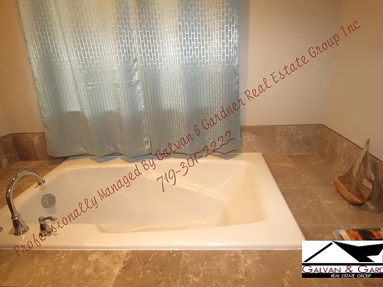 6564 Vedder Dr — Photo 9