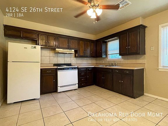3rd image of 4124 SE 26th St