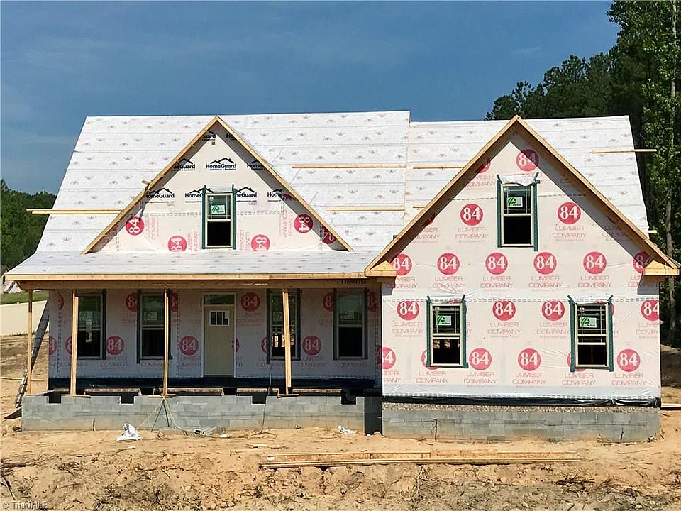 2nd image of 353 Centenary Ridge Dr