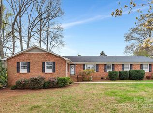 2005 Saratoga Dr, Gastonia, NC 28056