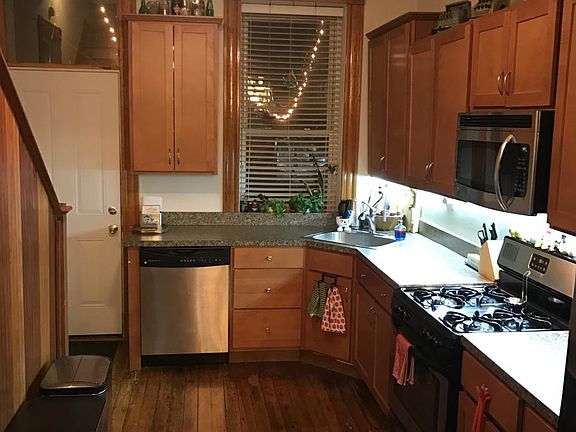 5th image of 2244 Indiana Ave