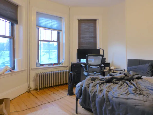 120 Calumet St, Roxbury Crossing, MA 02120