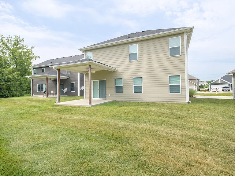 2810 Amberwood Ct — Photo 24