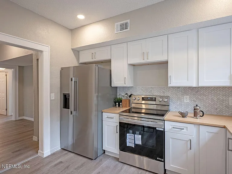 325 Alder St — Photo 24
