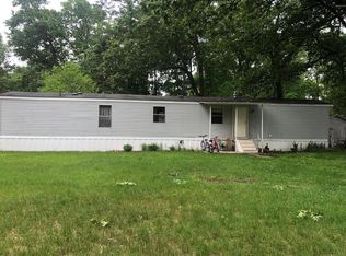 3266 Sanford Dr, Hillsdale, MI 49242