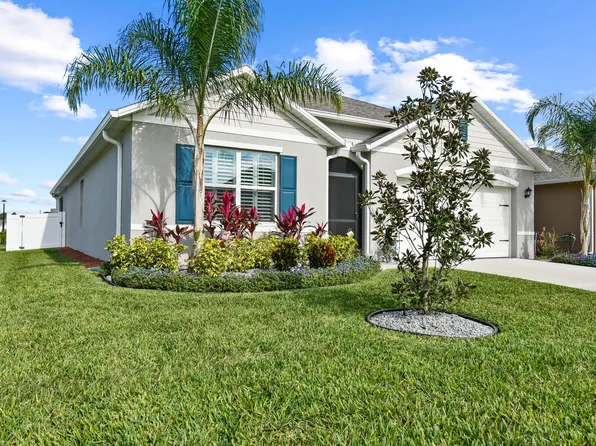 1402 Winter Gray Circle, Deltona, FL 32738