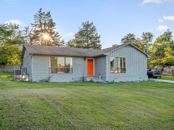 624 Karen St, Dayton, TN 37321