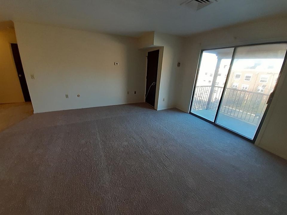 1st image of 40 Stenton Ave APT 306