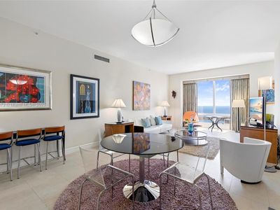 1425 Brickell Ave APT 42A, Miami, FL, 33131